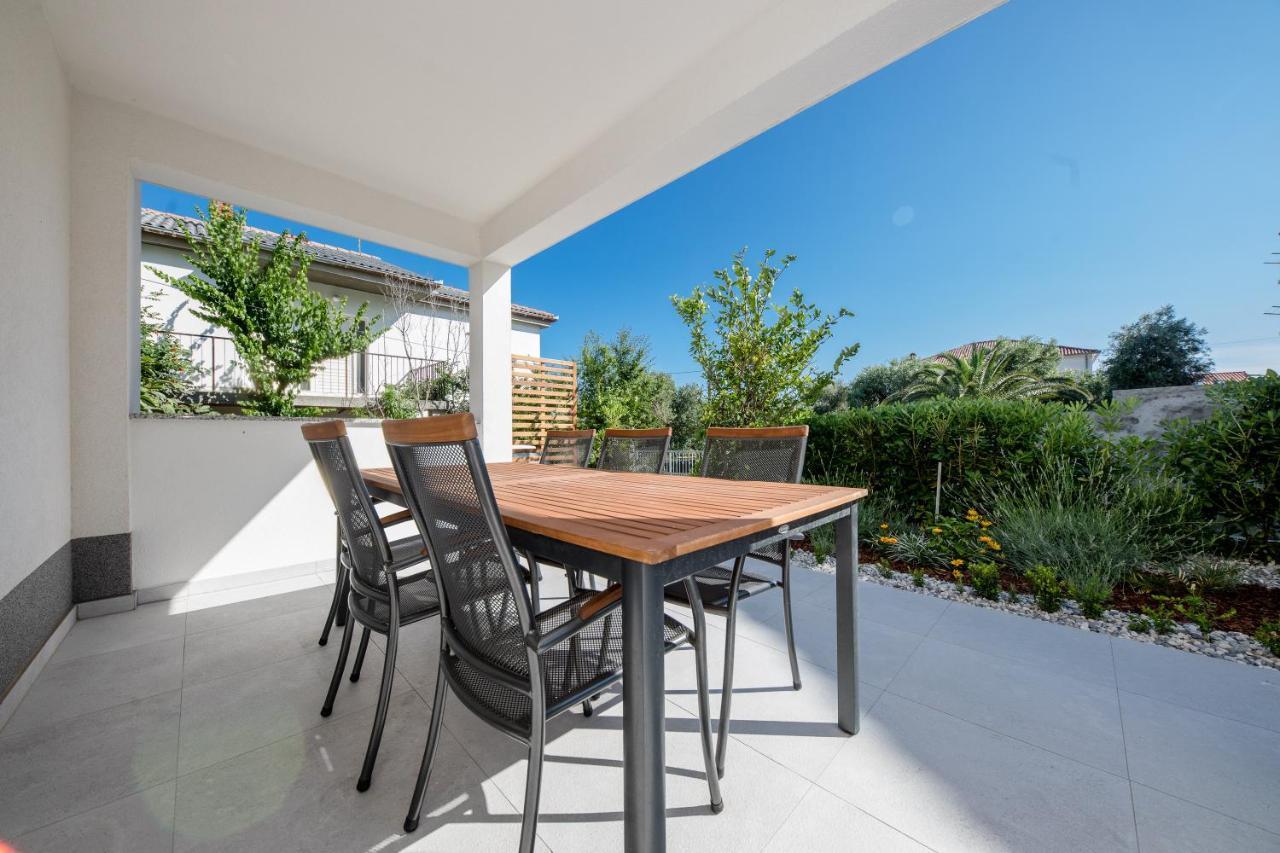 Peaceful Haven Near The Sea-Apartments Torlak Rab Banjol Exterior photo