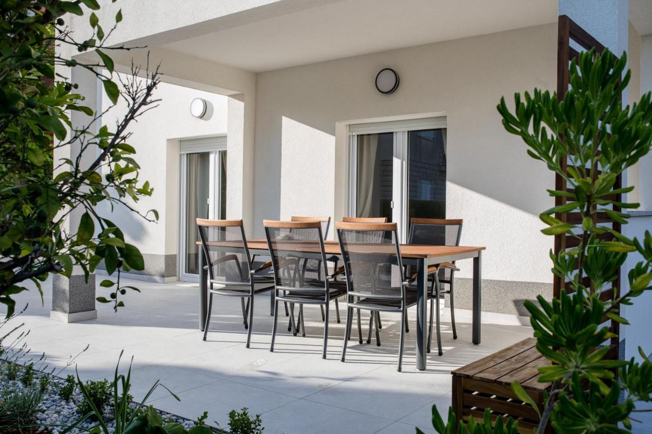 Peaceful Haven Near The Sea-Apartments Torlak Rab Banjol Exterior photo